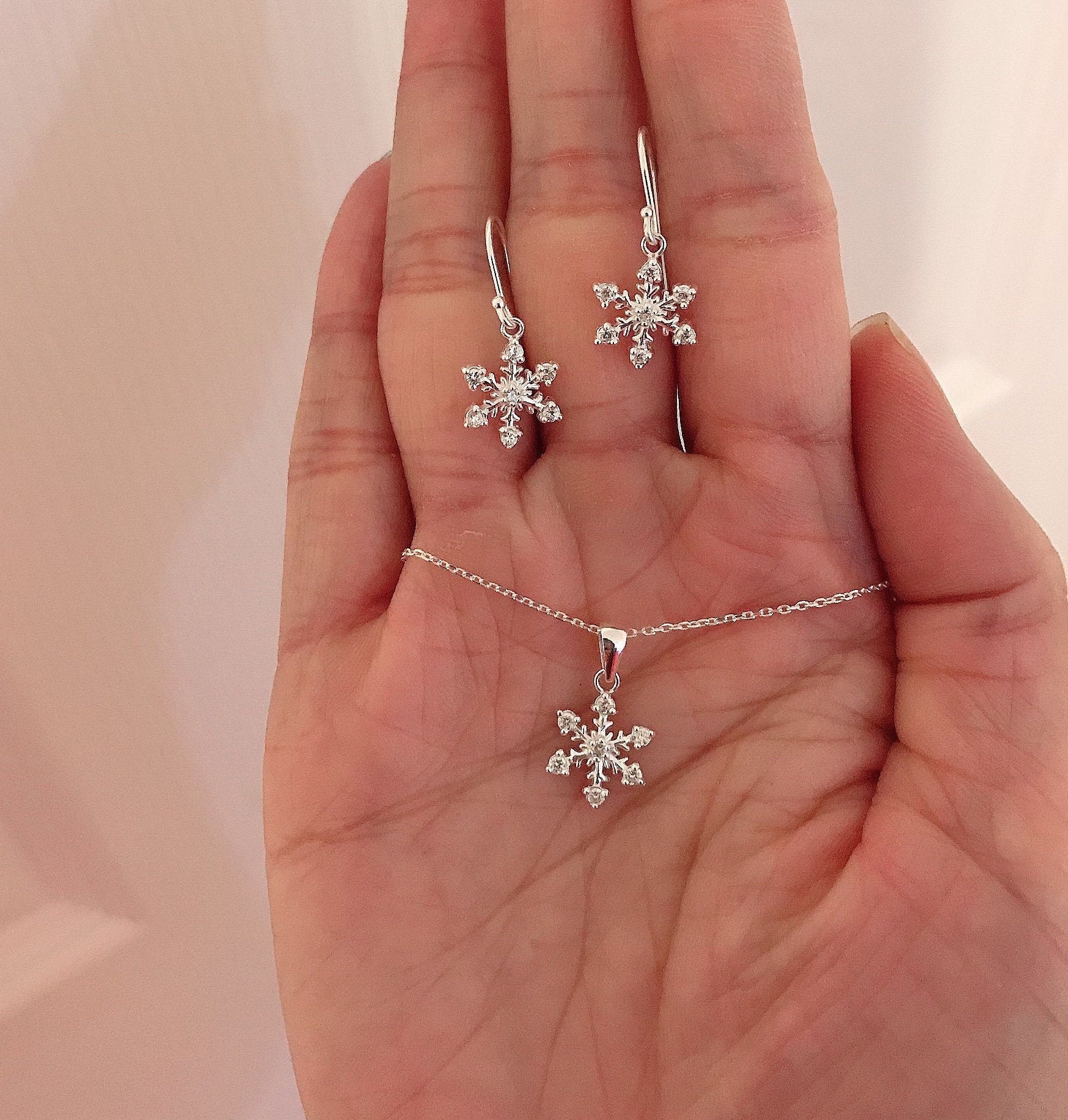 Sterling Silver SnowFlake Earrings, Blue Topaz Snowflake Earrings, Christmas Gift, Dainty Earrings, Silver Earrings Sister Gift, Mother gift