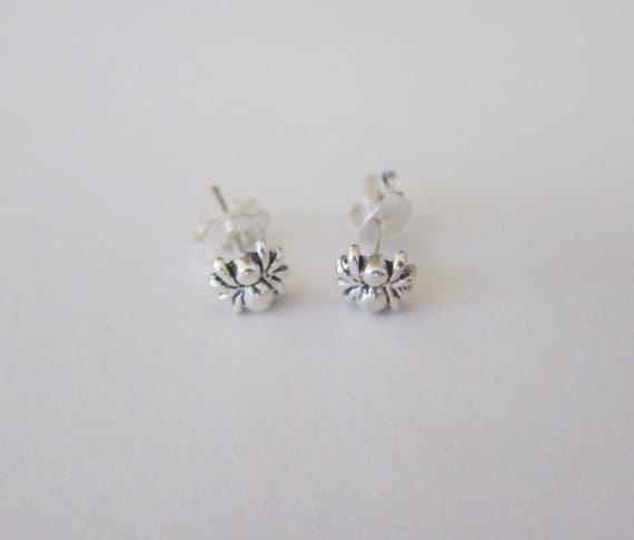 Tiny Sterling Silver Itsy Bitsy Spider Stud Earrings Cute Earrings Children Earrings Cartilage Earring Etsy Canada