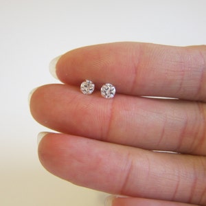 4mm CZ diamond Stud Earrings, silver stud earrings, Cartilage Earring, tiny stud earrings, Bridesmaid Gift, dainty earrings, fake diamond