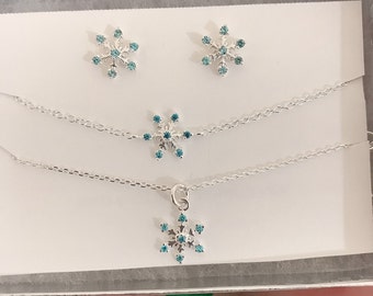 Sterling Silver Snowflake Stud Earrings, Christmas Gift, Dainty