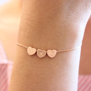 Tiny initial heart bracelet, dainty heart initials  bracelet, delicate bracelet, sister gift, gift for mom, gift for girlfriend