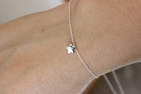 Dainty star bracelet clearance