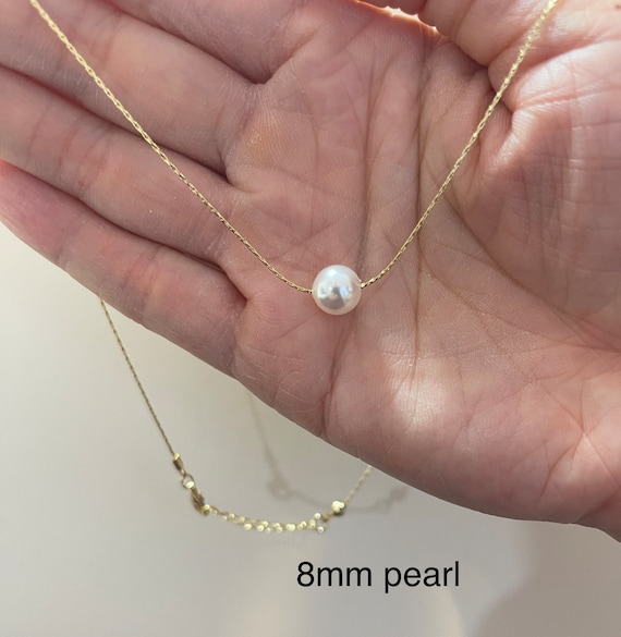 Floating Pearl Necklace, Simple Pearl Necklace, Bridesmaid Gift, Delicate Gold Necklace, Simple Necklace, Bridal Party Gift, Classic Pearl