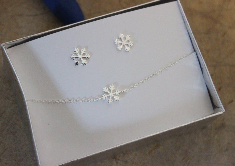 Sterling silver snowflake bracelet, earrings necklace snowflake charm, bridesmaid gift, Christmas gift, Delicate bracelet, tiny bracelet image 5