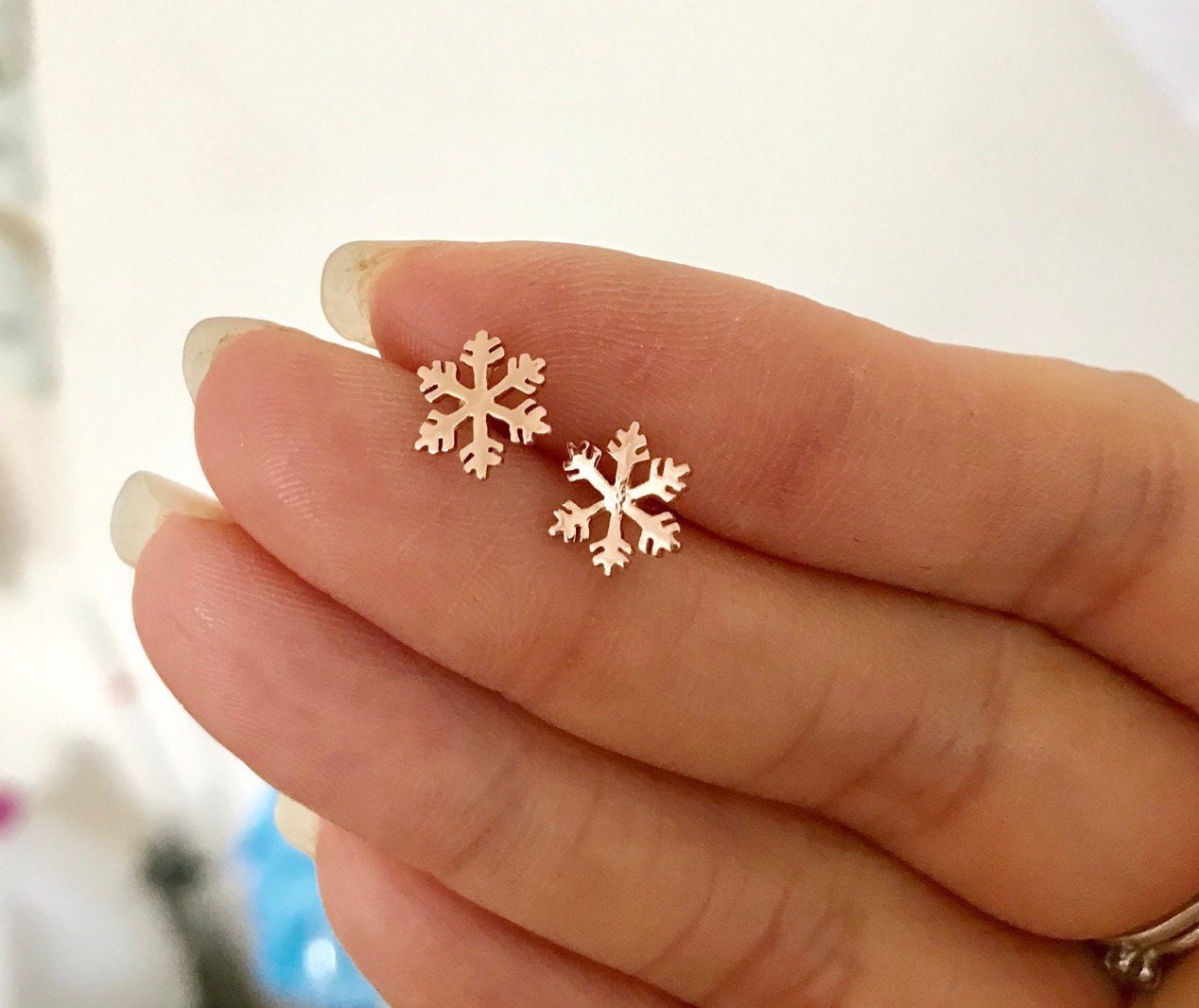 NEEKEP Christmas Snowflake Stud Earrings – CZ Sparkle Earrings For Women, Gift Set - View #11