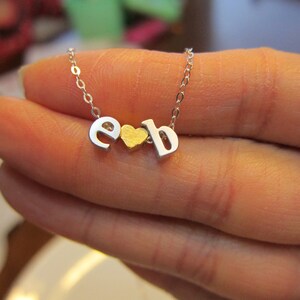 Collar con dos iniciales, para novio y novia, para él y para ella, regalo de aniversario, día de San Valentín, collar con dos iniciales, collar con letras, monograma