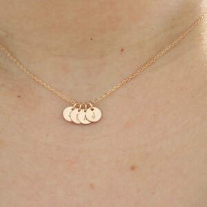 Collar con inicial, collar con letras, regalo para mamá, regalo para hermanas, relleno de oro, regalo para mejor amiga, collar delicado de oro rosa, collar delicado