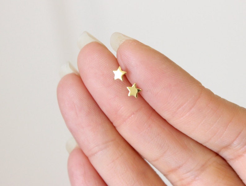 Tiny Star Stud Earrings, tiny gold earrings, tiny stud earrings, tiny studs, simple, minimalist, children earrings, dainty Earrings simple image 5