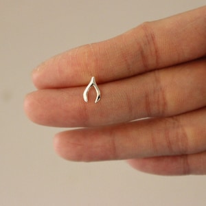 Sterling silver Wishbone cartilage earring, silver cartilage earring, cartilage stud, stud earring, gift for friend, best friend single stud