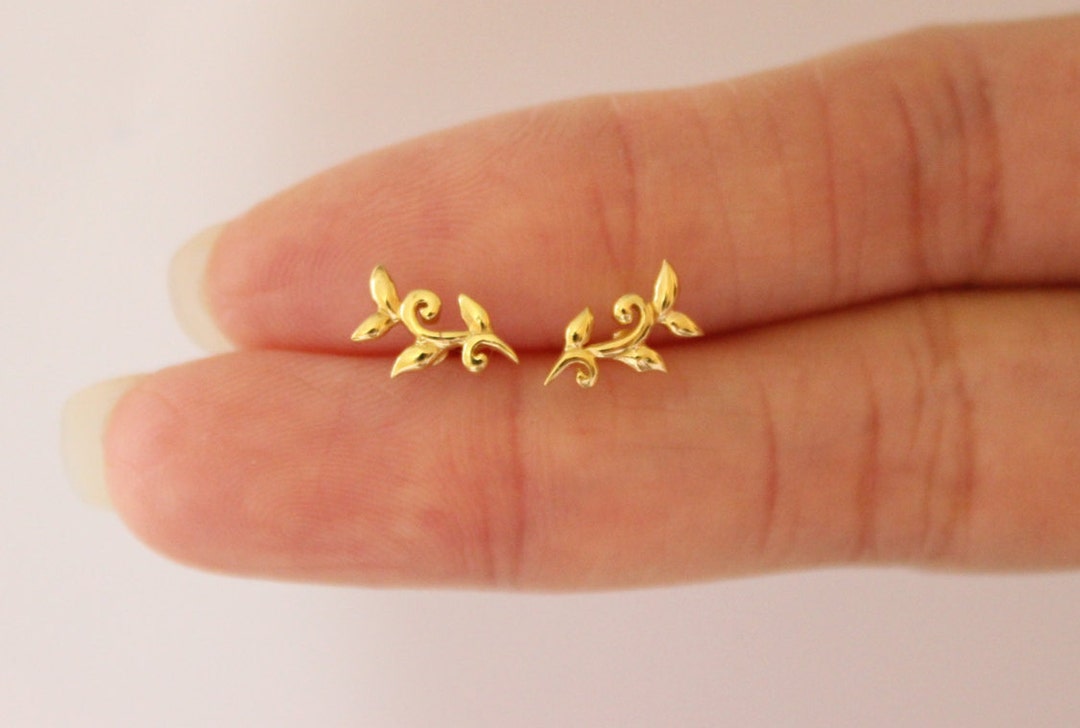 Gold Vine Stud Earrings Leaf Stud Earrings Botanical Danity Etsy