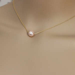 Floating Pearl Necklace, Classic Pearl Necklace, One Pearl Necklace, Bridesmaid Gift, Bridal party Gift, Wedding party Gift Bridesmaid pearl