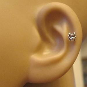 Tiny Itsy Bitsy Spider Cartilage Earring, Spider Tragus earring, Nose stud, Helix earring, silver cartilage earring
