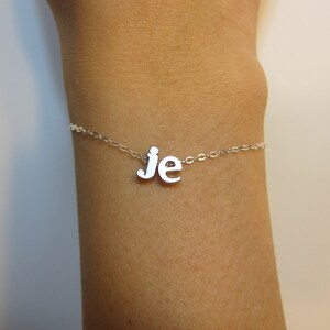 Pulsera con dos iniciales en minúscula de la A a la Z, pulsera de pareja, pulsera con nombre, collar personalizado para novio y novia, día de San Valentín
