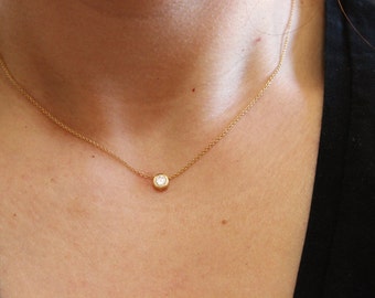 Collar de diamantes CZ, collar solitario de oro rosa, collar de diamantes pequeños, collar delicado, collar de oro fino, minimalista, regalo de dama de honor.
