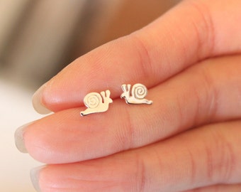 Snail Stud Earrings, Sterling Silver Stud Earrings, Tiny Stud Earrings,rose gold Earrings, tiny earrings, Children Earrings, pet lover,