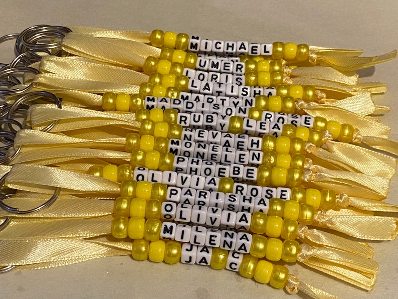 Personalised beaded bag tag or keychain for school bags, PE bags or handbag. Student and teacher present. image 10