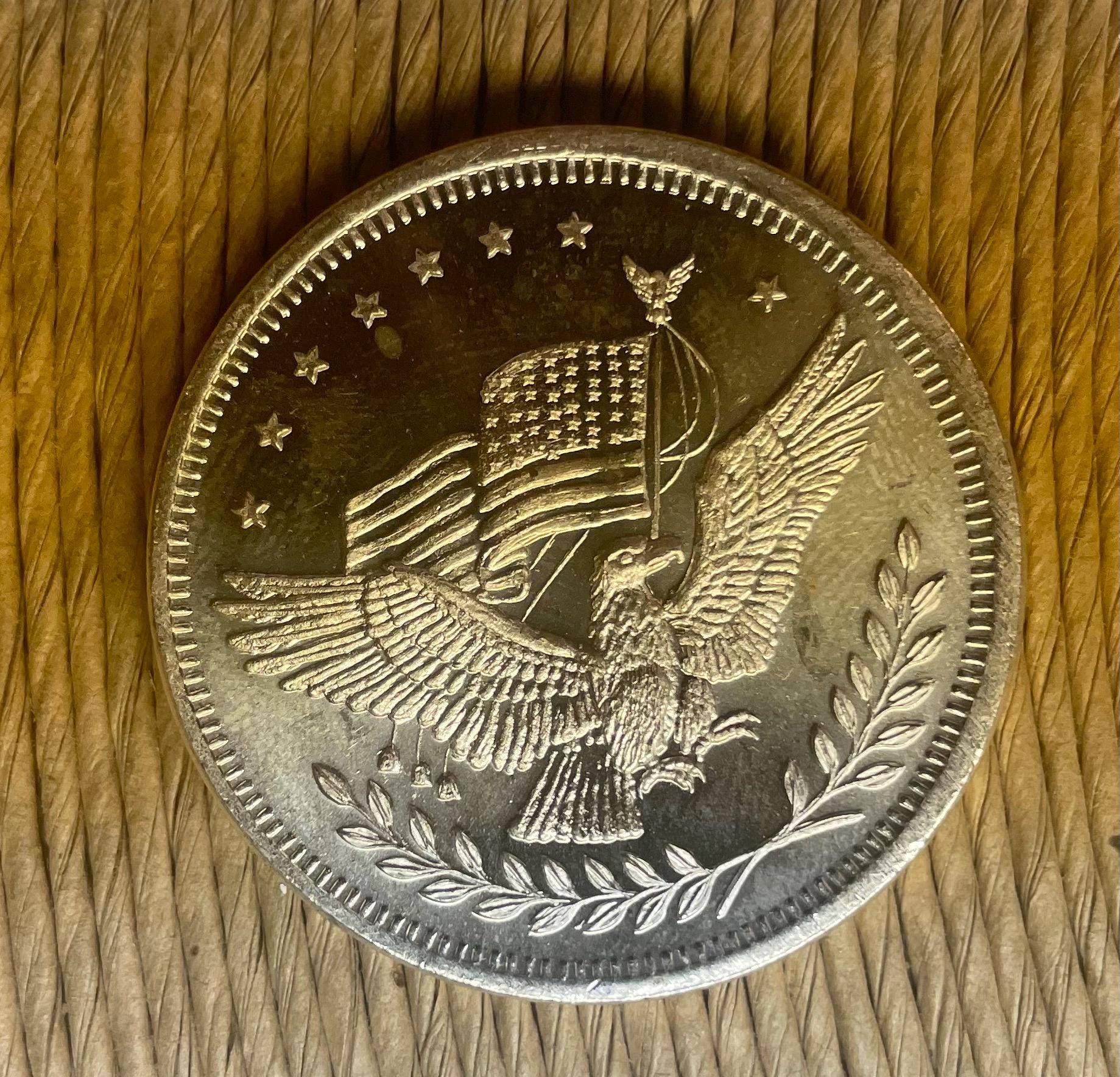 Vintage APM Mint Silver Trade Unit One Troy Ounce Coin - Etsy