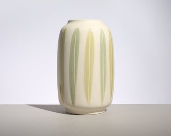 Vintage Scheurich Green Leaf Vase 10"