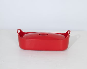 Timo Sarpaneva for Rosenlew, Finland. Rare cast iron fish tureen in red enamel *Condition*