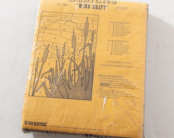 Rug Hooking Kit 1977 Wind Drift by CraftersDesigns