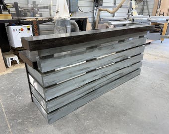 Hello Shabby 1.5 - Shabby Chic Rustic Barn Wood Style, Pallet Style 2 level Reception desk