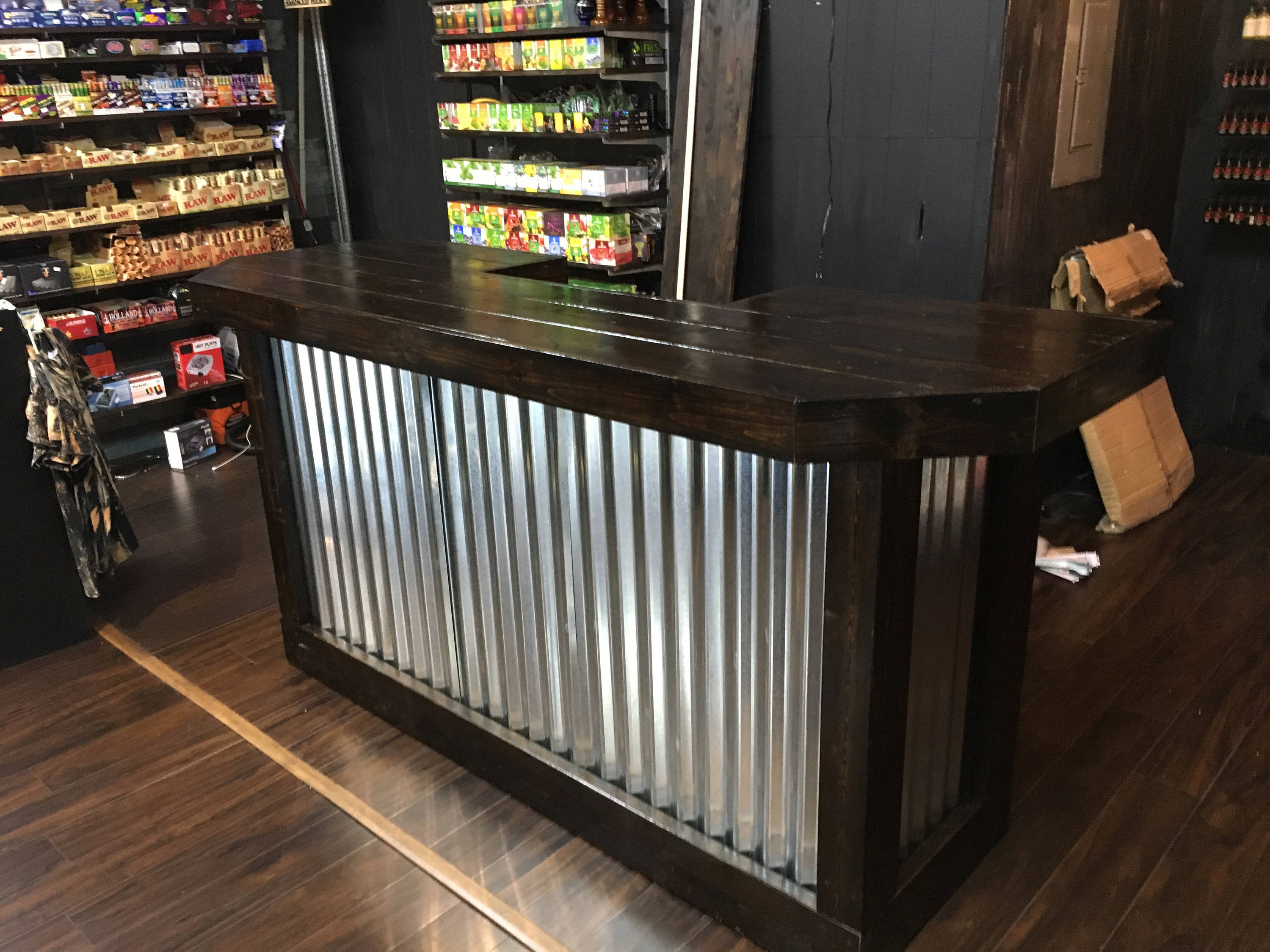 The Walnut 6 Rustic Sales Couter Reception Desk Or Dry Bar