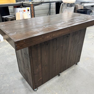 The Plank Top Straight Finished - Solid Wood Rustic Home Bar
