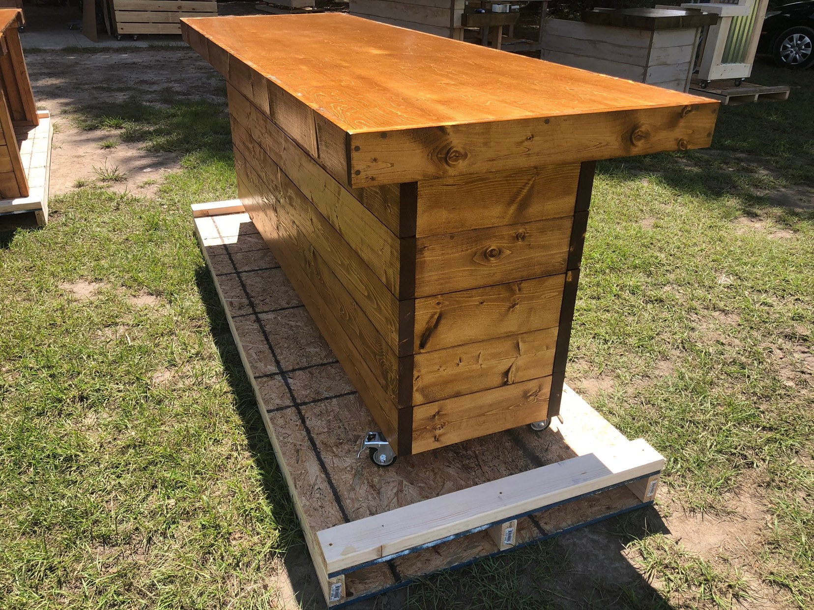 The Canyon Rustic Table 8 Mobile Pallet Or Barn Wood Buffet