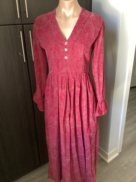 vintage laura ashley heraldic Gem