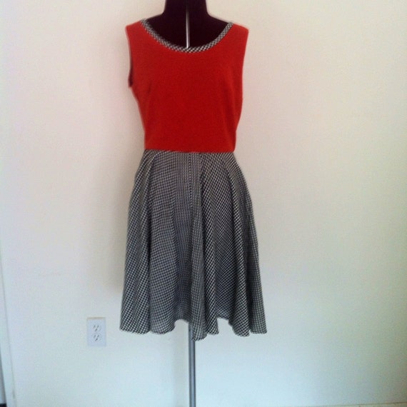 Vintage miss continental red and black and white g
