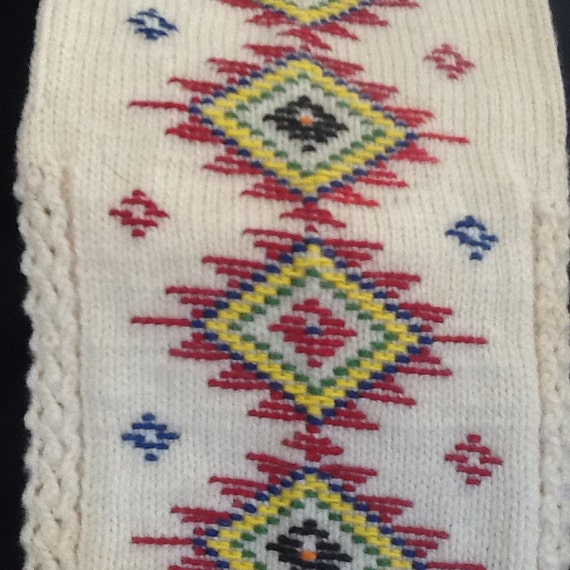 Vintage Rare  Native American Embroidered Mukluk … - image 5