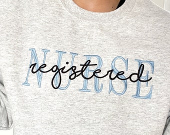 Personlig sjukskötersketröja med rund hals | Tröja för sjuksköterska | Personlig present till sjuksköterskestudent | Fleecetröja med rund hals | Nurse Week
