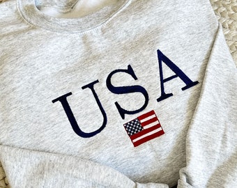 USA Embroidered Varsity Crewneck Sweatshirt, Cute Sweatshirt Summer 4th of July, Independence Day Red White and Blue United States America