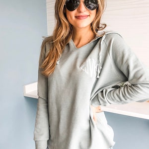 Curved Hem High-Lo Monogram Sweatshirt Hoodie | Helen Sweatshirt