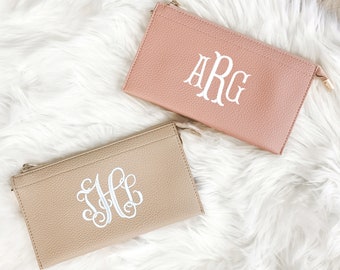 Personalized Clutch Wristlet, Bridesmaid Initial Clutch ,Monogram Bridesmaid Gift,Personalized Bridesmaid Gift,Personalized Monogrammed Bag