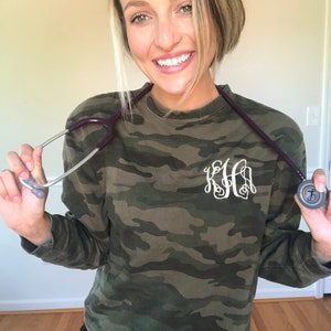 Soft camo sweatshirt deals