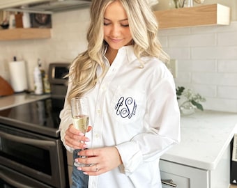 Monogrammed, Oversized, Bridal Party Shirt | Personalized Oxford Shirt |Bridesmaids Gift| Bachelorette Party| Bridesmaid Shirts