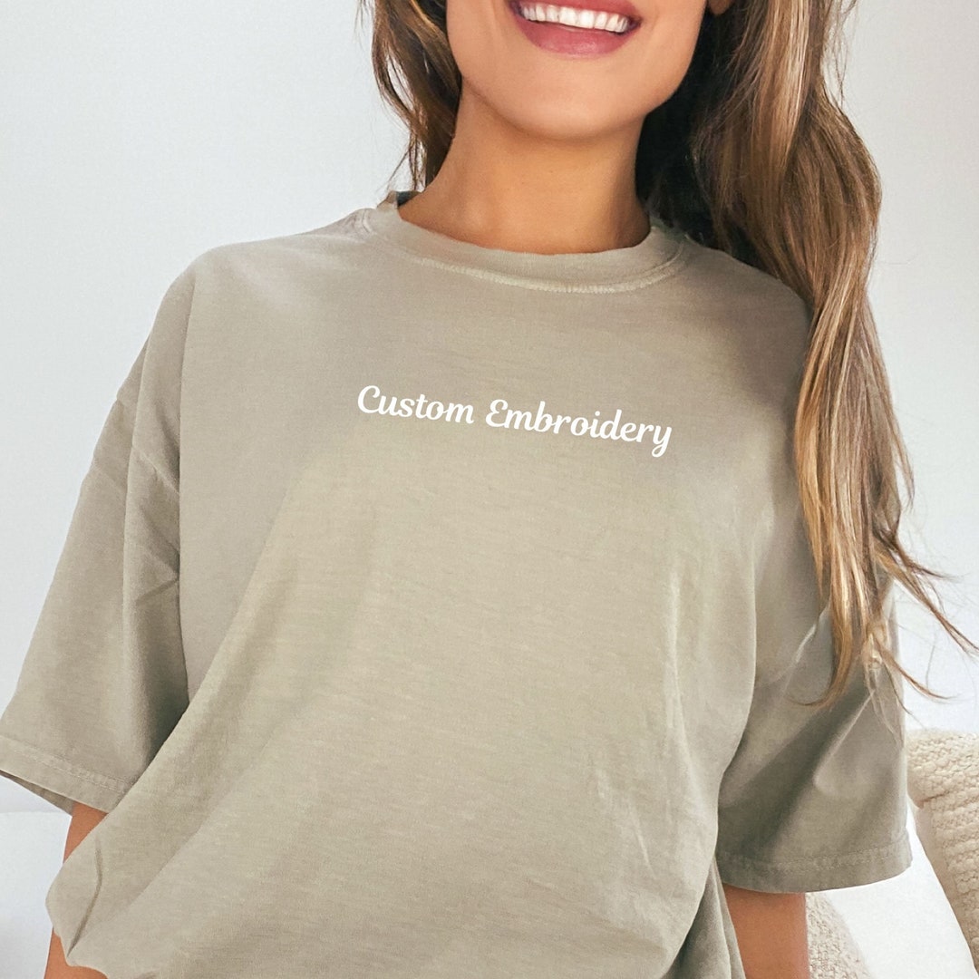 Slim-fit T-shirt with embroidery