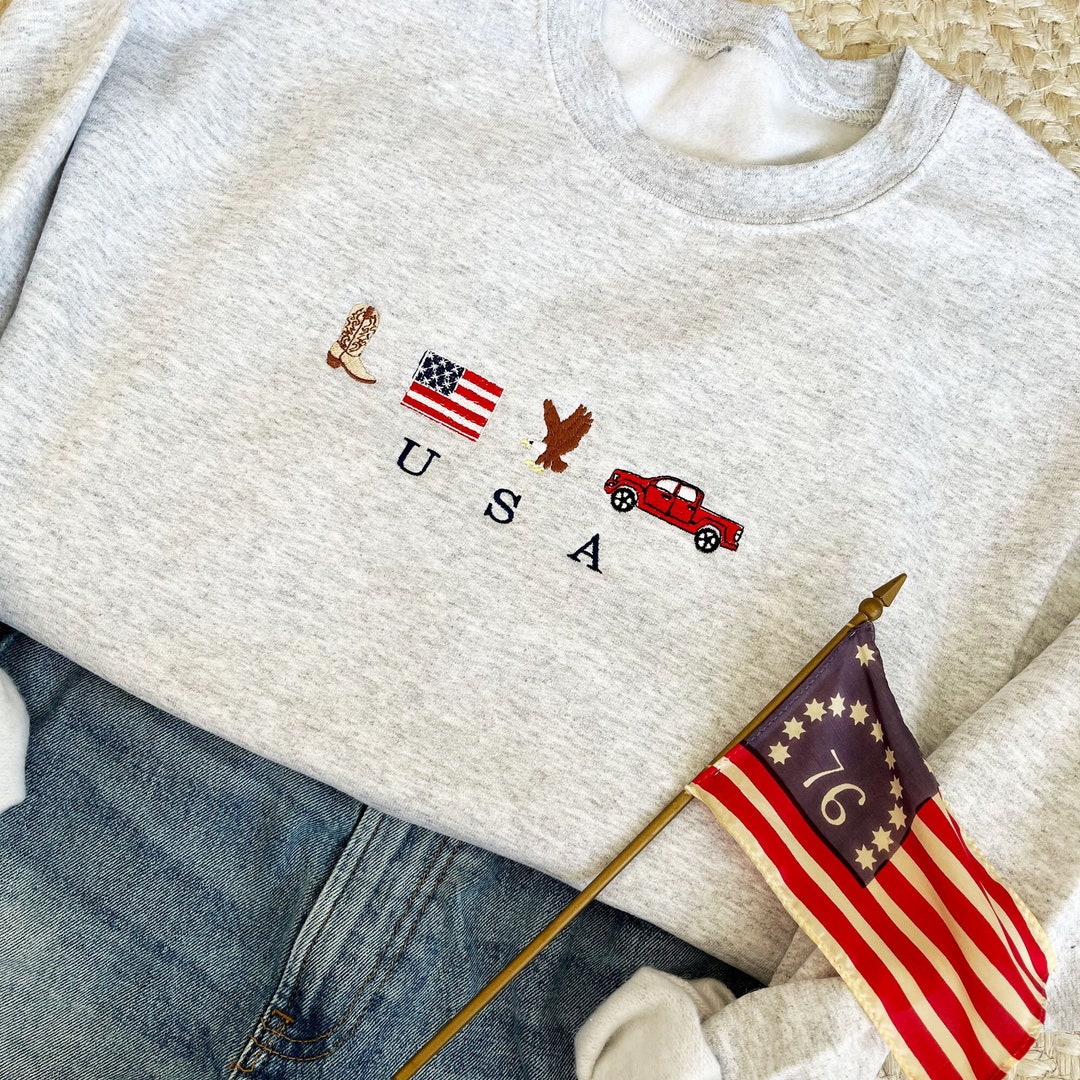 トレーナー/スウェット Ameri VINTAGE - ANDREA&amp;Co.  LOGO EMBROIDERY PULLOVER USA Embroidered Varsity Crewneck Sweatshirt, Comfort Colors