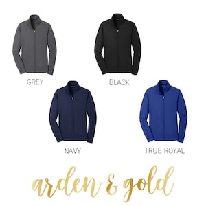 Puede incluir: Cuatro opciones de color diferentes para una chaqueta con cremallera. Los colores son gris, negro, azul marino y azul royal. El texto "arden & gold" est&aacute; escrito en letras doradas en la parte inferior de la imagen.