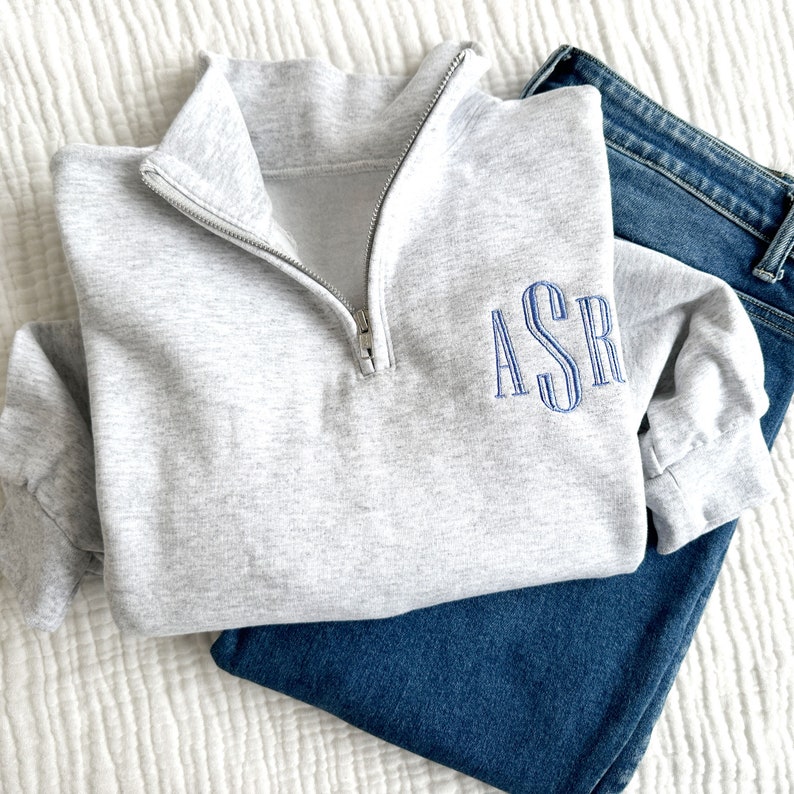 Monogram Pullover Quarter Zip Sudadera / Cuarto Zip personalizado / Monogrammed College Classic Popover / Regalo para ella imagen 4