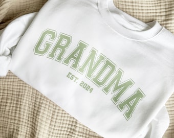 Personalized Grandma Crewneck Sweatshirt | Custom Nana Sweater | DTG |  Est Date Grandma Sweatshirt | Gift for Grandma | Mother's Day Gift