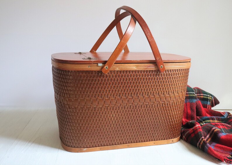 Vintage Hawkeye Picnic Basket with Dishes Burlington Basket Etsy