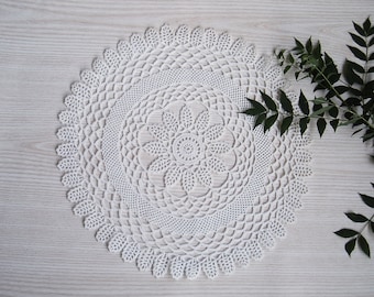 Tapete redondo de encaje de ganchillo, centro de mesa de encaje blanco de ganchillo, decoración del hogar a ganchillo, decoración estilo cabaña chic, decoración de mesa a ganchillo