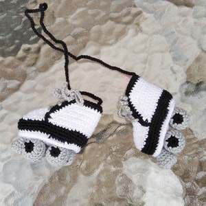 Handcrafted Mini Roller Skates with Stopper Crochet Car Rearview Mirror Hanging Charm zdjęcie 6