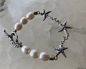 Pearl Bracelet with Silver Starfish