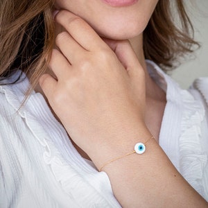 Pulsera de oro delicada, pulsera de oro con ojo malvado, pulsera de protección, pulsera de cuentas de oro, pulsera fina de oro, joyería con ojo malvado, joyería minimalista