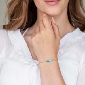 Dainty Bead Bracelet, Gold Chain Bracelet For Women, Blue Beaded Bracelet, Delicate Beaded Bracelet, Beaded Chain Bracelet, Beaded Jewelry