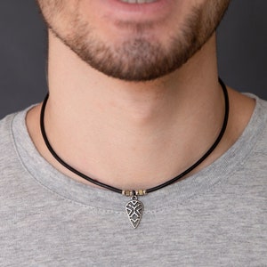 Herren Halskette - Herren Leder Choker Halskette - Herren Leder Kette - Tribal Style Herren Schmuck - Herren Geschenk - Geschenk für den Freund - Geschenk