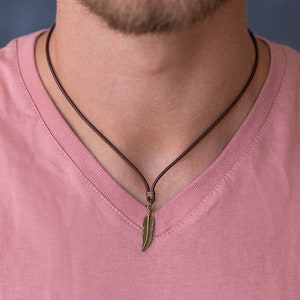 Männer Feder Halskette, Männer Leder Choker Halskette, Männer Boho Stil Choker, Herren Braun Leder Halskette, Herren Anhänger Leder Choker